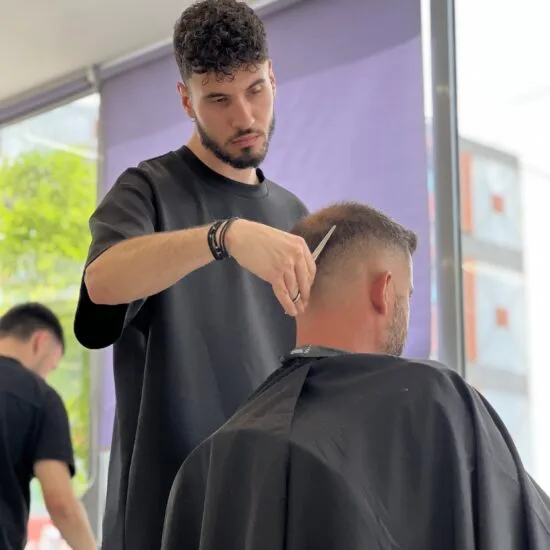vasilis stamatelopoulos barber